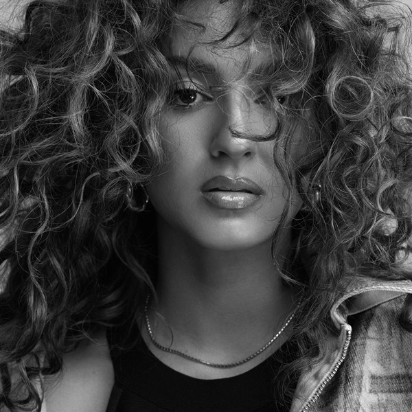 Tori Kelly – TORI. (+ a lil more)